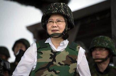  「民进党」台军向美国买陆基火炮闹出乌龙,绿媒都看不下去了