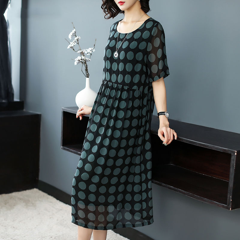 进秋了!少买短裤短袖，多穿这小嫩“漫步连衣裙”洋气减龄又保暖