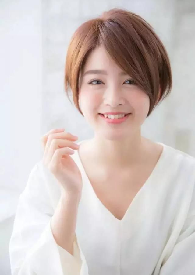 2018年最受欢迎14款发型，有你喜欢的那款吗？