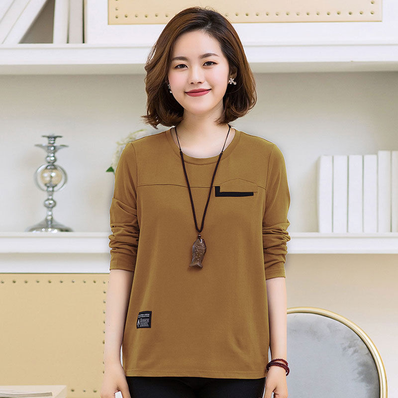 若你是42-65岁，少穿裙!试试火爆的妈妈装，简单好看还减龄