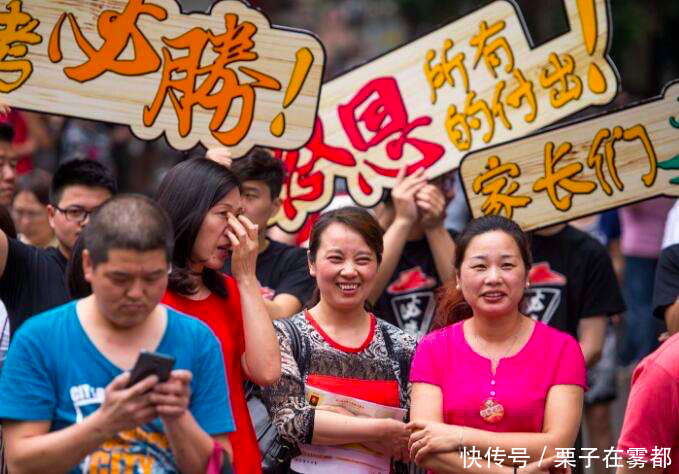 「重点大学」她高中三年被孤立,却成为“黑马”,如何逆袭的?靠这3点坚持!
