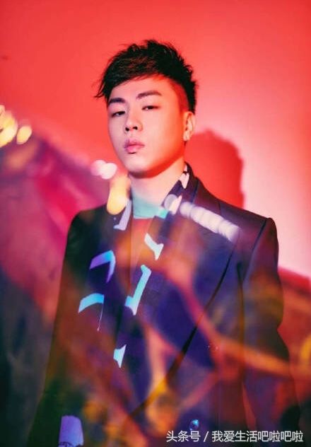 先是造谣复合，然后爆料新男友，郑爽是有多忙才能让大众津津乐道