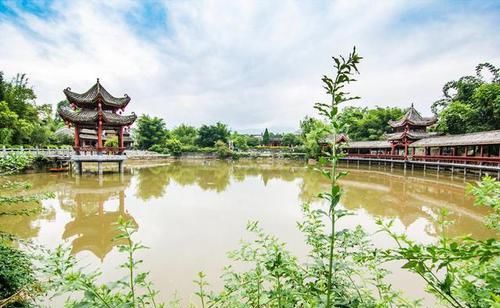 广西长寿县有座不知名古镇，有人嫌无聊，有人大赞原生态