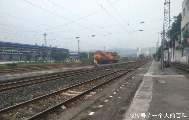 火车票价2元，车程11分钟，不检票，不排队，你就说信不信？