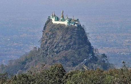 似乎全世界都有把寺庙道院建在悬崖峭壁上的爱好！为什么？