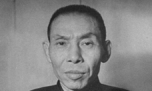 『去世』杜月笙去世前烧掉所有欠条,家人不解,他大怒:我在救你们的命