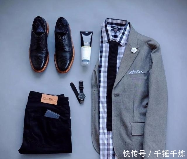  『鞋子』男士：西装+黑色领带，帅哥就是你