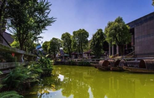 实拍景区龙潭水乡：曾开业三天吸引13万游客，如今却成为空城