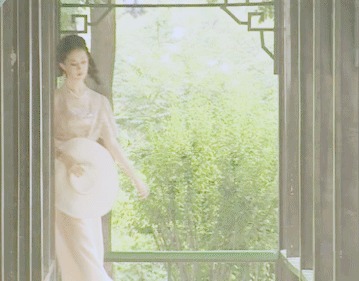 全素颜刘亦菲VS《金粉世家》白秀珠，为什么她15年后反而更美？