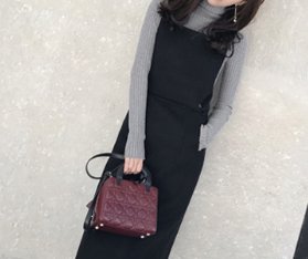 国庆回老家，别老穿打底裤!试试这”小香风“套装，洋气美翻天