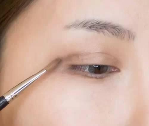 学昆凌“混血妆”,你也能遇到周董那样帅老公