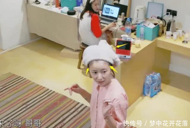  颜太@林心如的素颜太吓人，发际线都是画出来的，眉毛只剩下小半截