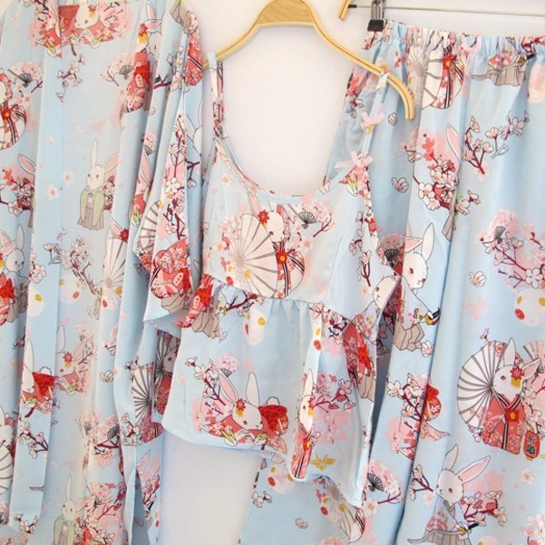 精致的女子在家也要美美哒,好的睡衣还能给你带来好心情