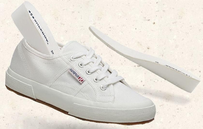 这双凯特王妃最爱的小白鞋，时尚圈人手一双，光脚穿都舒服