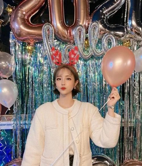  『记住』20年的女生记住4种“高光搭配”，任何情况下都数你最美