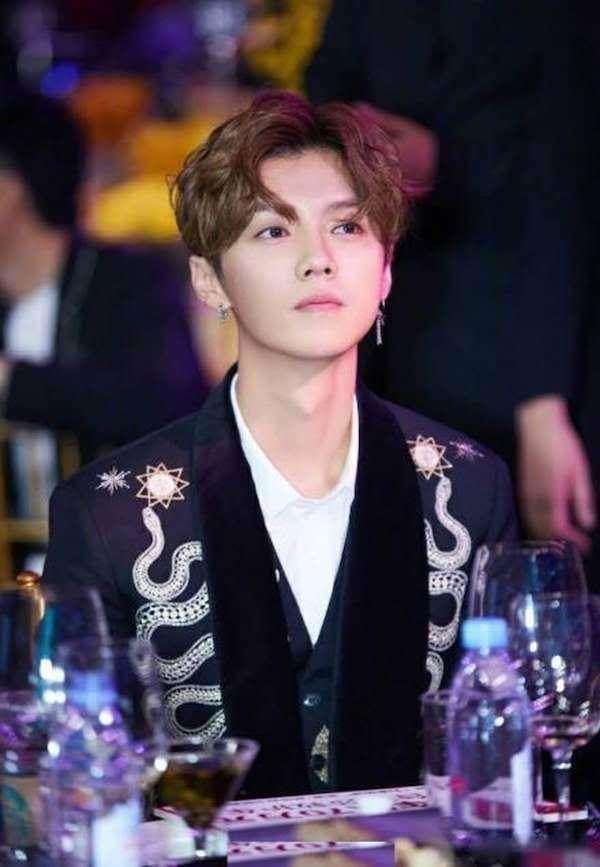 男明星钟爱的“月野兔”刘海, 林更新刚学会, 鹿晗李易峰完美驾驭