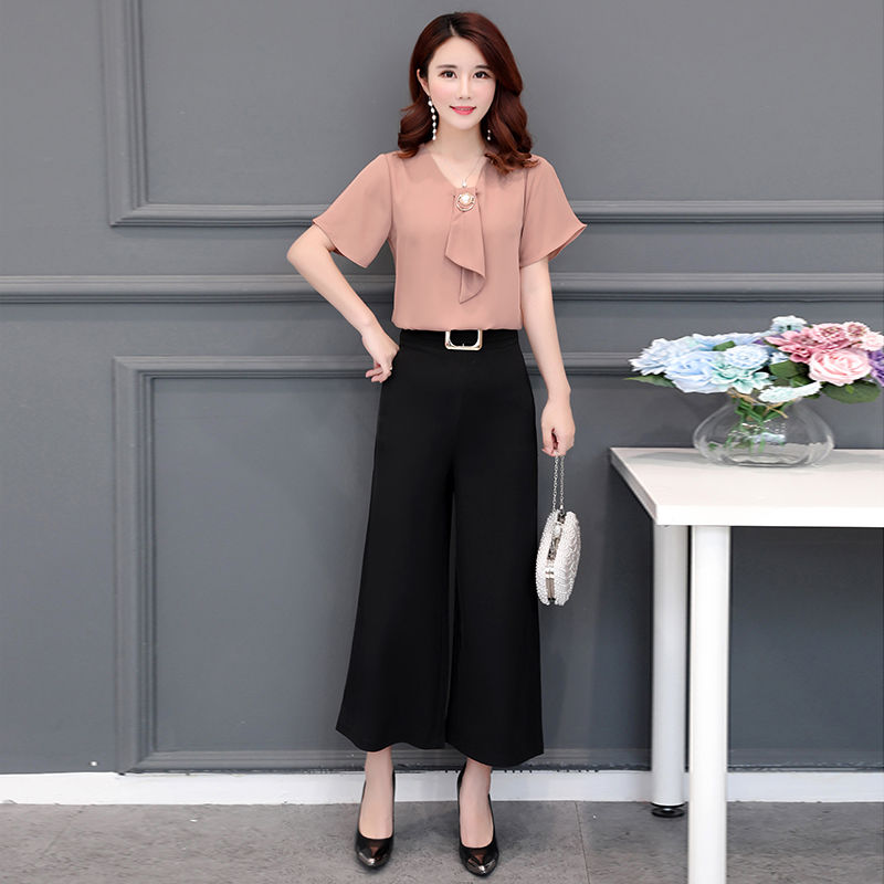 入秋了，连衣裙就别穿了，瞧瞧这些阔腿女装，上身美爆了