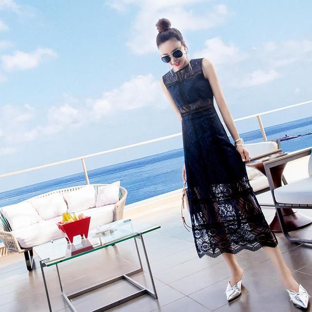 名媛风包臀裙，性感中不失雅致