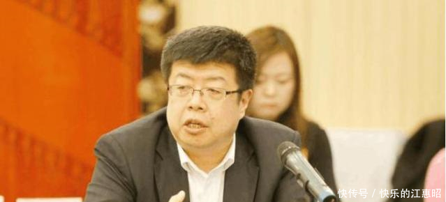 北大教授站队冯小刚，强怼铲屎官，网友真是伪君子！