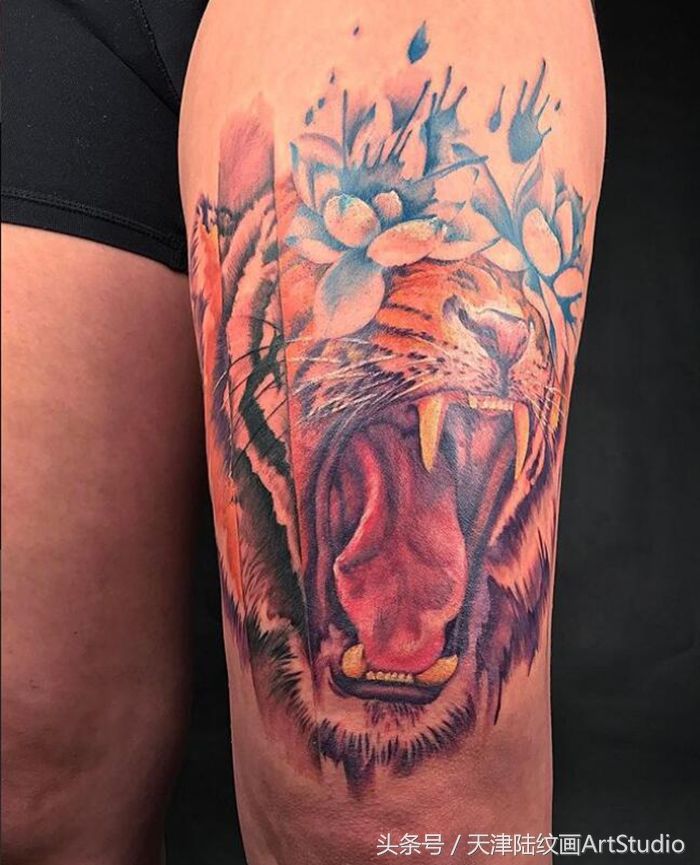 这些纹身真的好美 即使我们慢慢的老去而纹身之美在于永远的陪伴