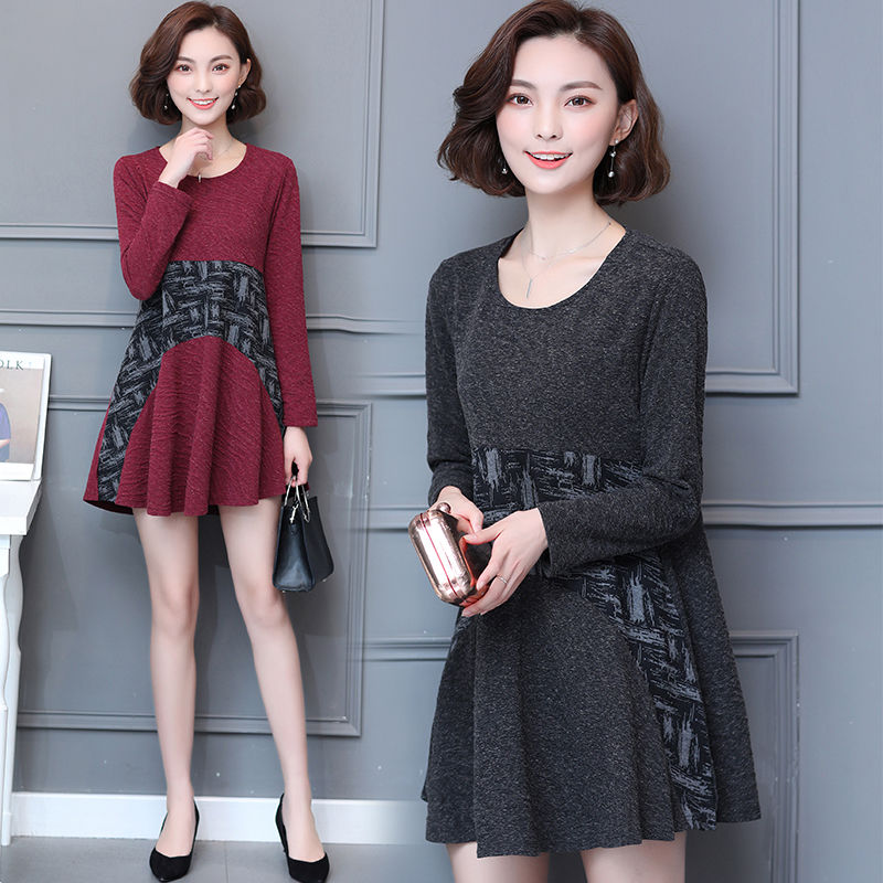 老婆今年50岁，但她会打扮!常穿高雅小衫+烟管裤，洋气超美嫩