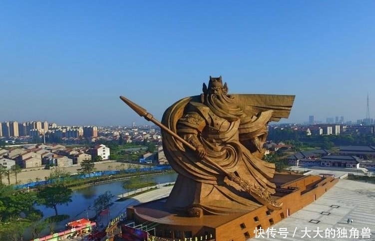 日本最高的观音像，一到晚上就很“诡异”，游客看到都不敢出门！