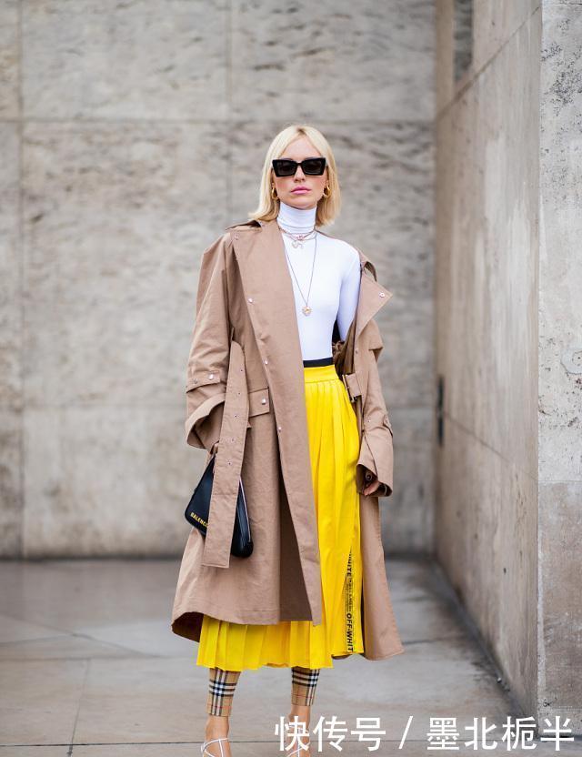  【针织衫】建议30岁以上的女性，开春多穿这“4套”穿搭，优雅减龄又不老气