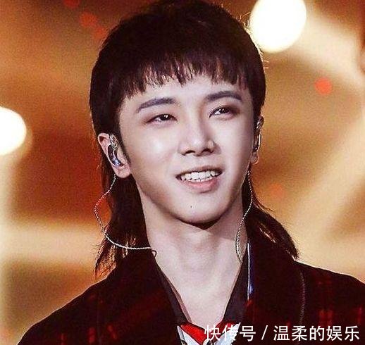 鲻鱼头太难看，这个发型男女明星谁留谁丑，唯独他留了百看不厌