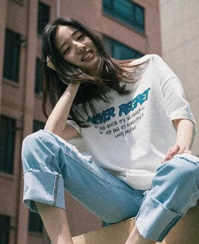  『女人』夏季女人都在穿宽松短袖T恤,百搭舒适又时髦,比雪纺衫更凉爽