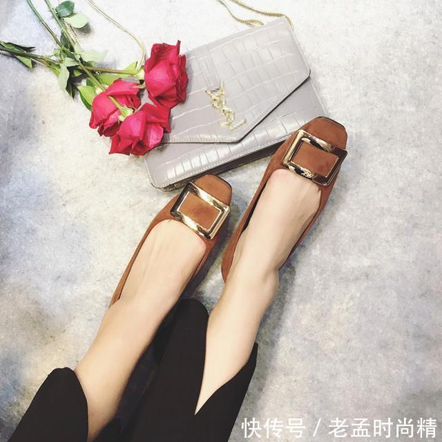 『女鞋』百搭粗跟女鞋让你穿着时尚迷人
