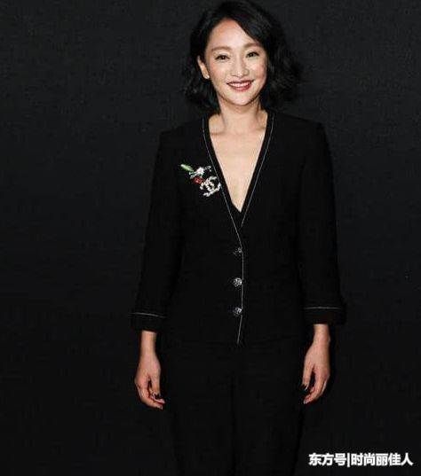 33岁白百何同框43岁周迅,网友:女神和女人的差距一目了然!