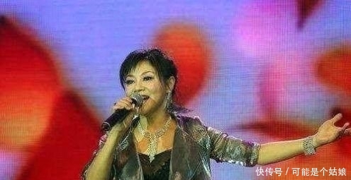  #去世#军人家庭出身，24岁一炮而红，47岁父母丈夫相继去世，今仍旧单身