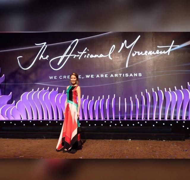 当了妈咪，更得跟她一样美，这才好出去得瑟