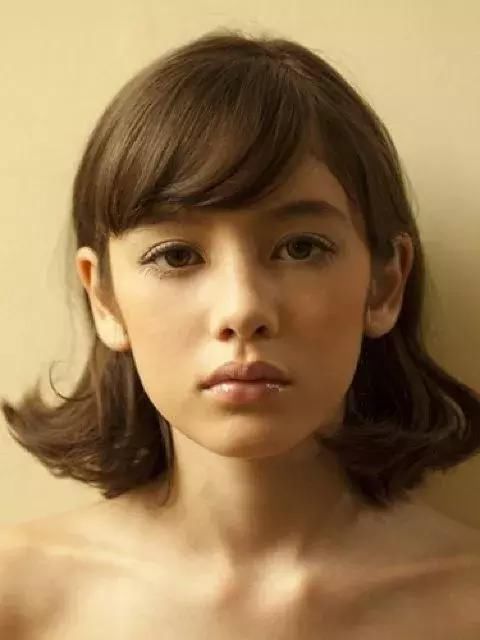 周冬雨，短发不是你说剪就能剪，根据脸型选择长度才是关键!