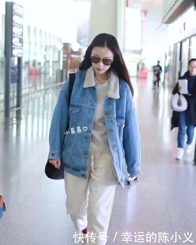  「显瘦」比大衣温暖、比羽绒服显瘦，今年最流行的外套是这件！
