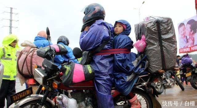  [纳闷]专家纳闷“摩托军团”咋又来，农民工总结三点，怒斥伪专