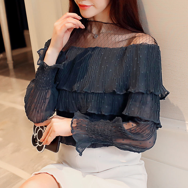 魅力八月:洋气小衫搭牛仔裤更时尚!上身减龄显嫩有气质,特迷人