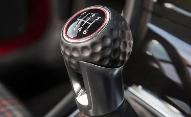 『高尔夫GTI』大家声称要长期保存手动挡车型，情结党表达感激不尽
