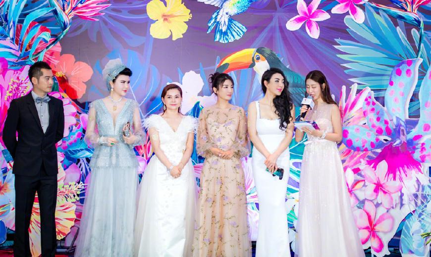 40岁黄奕厉害了！仅剪了个空气刘海显小20岁，网友：我又恋爱