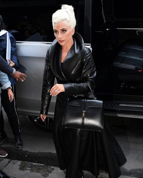 LadyGaga三转淑女风全球首拎CELINE旷世新包，王菲爱牌不再性冷