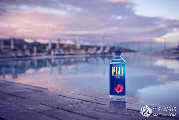 不止是冷泡茶和调酒!好水如何物尽其用?和撕葱一样精致生活,从一瓶斐济水开始