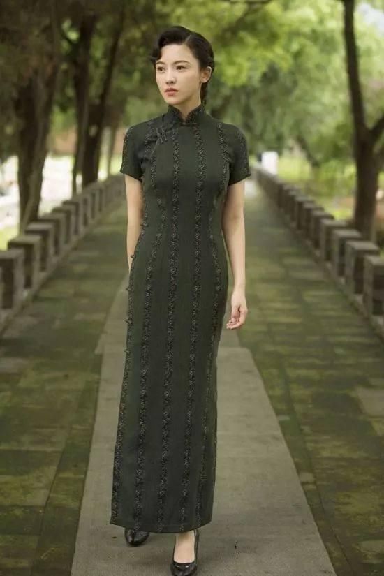 穿旗袍最美的女明星，刘涛宋茜上榜，宋轶被称新一代“旗袍女王”