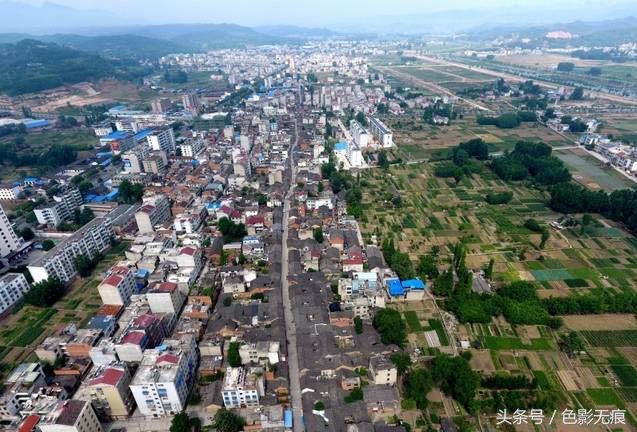 中国最穷的一个中亚邻国,首都太破旧了,还不如