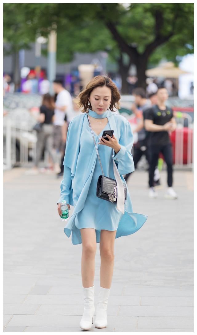 街拍：图1艳丽无比，图2性感时尚，图6的身材曲线惊艳亮眼