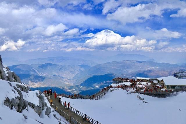 去玉龙雪山看一场雪吧，感受美丽神秘的天堂