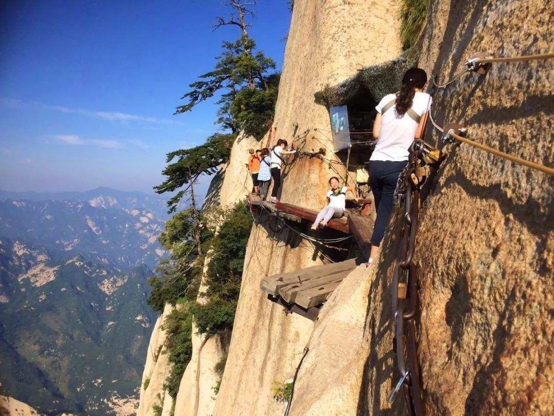 中国有十大名山,爬过三座表示及格,全爬过此生无憾