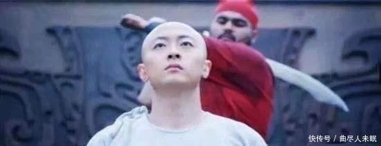  『刽子手』为什么古代刽子手在行刑之前，要先往刀上喷一口酒呢？