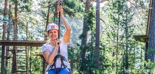 欧洲“热爱冬天”的国度，零下30度冬泳，当地人：这才是生活