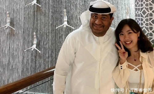 为啥迪拜男人喜穿白袍，但从来不会变脏呢？游客看后：有钱任性！