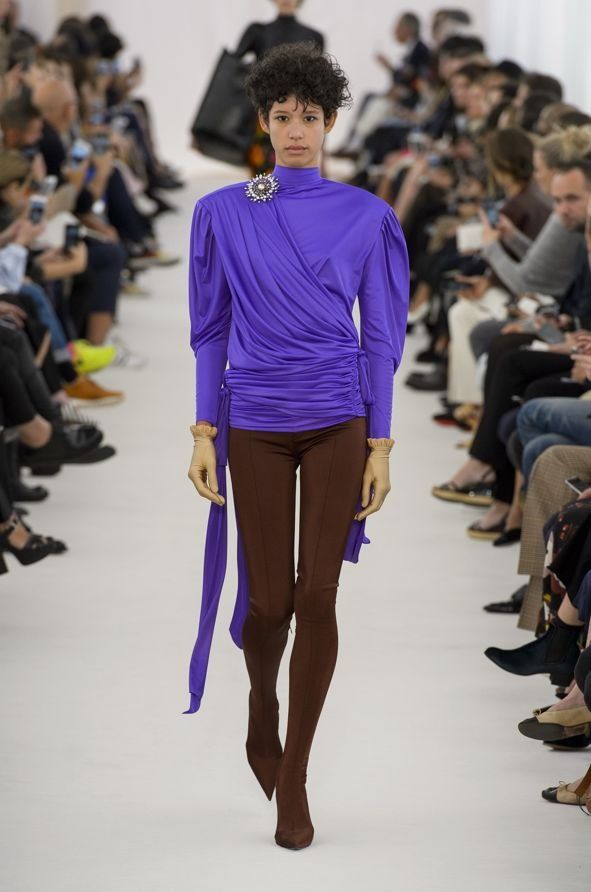 越丑越时尚! 这11双丑鞋彻底击溃了我的心理防线, 你敢穿吗?